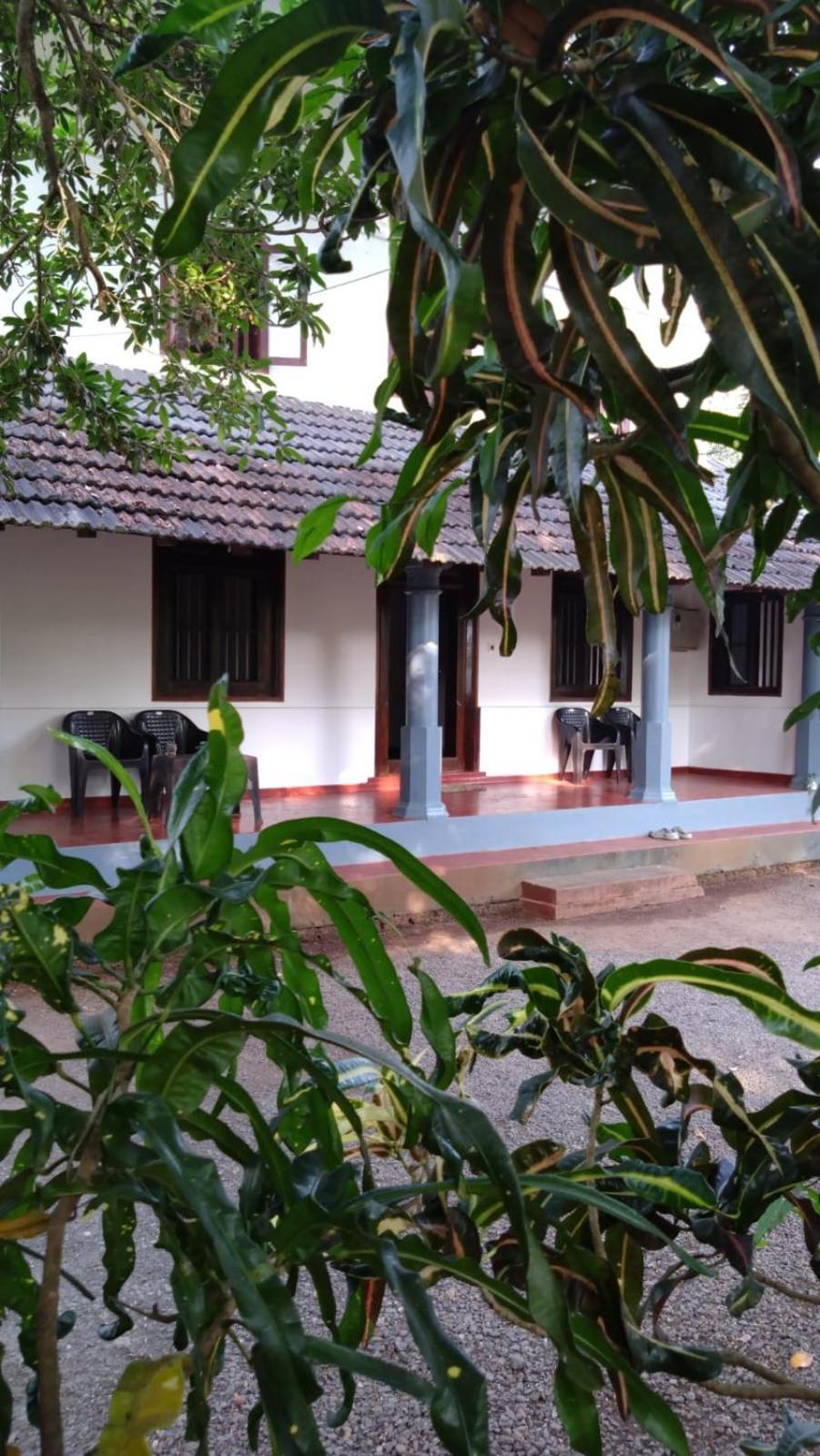 Perch Next Door Bed and Breakfast Kannur Exteriör bild
